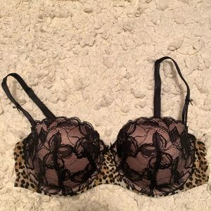 Victoria’s Secret lace leopard push-up balconet bra 34C black bow pearl details